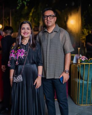 Ashneer Grover Instagram - 17 Years of being one ❤️! Happy Anniversary