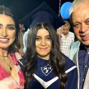 Ashraf Zaki Instagram - كل لحظه وطفلتى الجميله وعروستى الاميره مريم اجمل ما ف حياتي هى ومايا سر السعادة سر الامان حصاد العمر كل سنه وانتى طيبه يا اجمل مريم