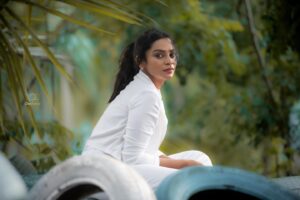 Ashvini Instagram - In frame : @thisis_ashvini 
MUA : @keerthana_makeoverartisty 
Click by : @vijaymonteiro 
Location : @kaadgal_resort 

#beauty #beautiful #beautifullgirls #cute #cutegirl #sweetgirl #kannadaactress #kannadaserialactress #karnatakaactress #karnatakaphotographers #karnatakagirls #karnatakacelebrity #kannadacelebrities #kannadacelebritiesphoto #udayatvkannada #serialactress #fashionphotographer #celebrityphotographer #kannadaphotographers #kannadaphotography #ashvini