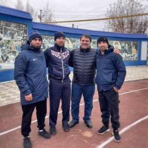 Askar Askarov Instagram - На прогулке с Дарбишевичем 💪🏻👍🏻