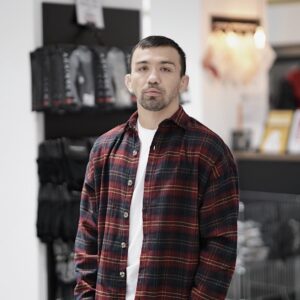 Askar Askarov Instagram - Теперь на классике, спасибо магазину @yanikov.ru