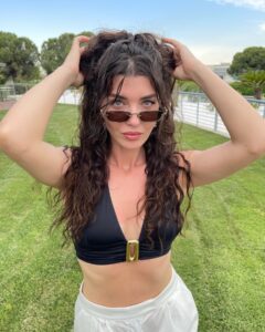 Actress Aslıhan Güner HD Instagram Photos and Wallpapers June 2024