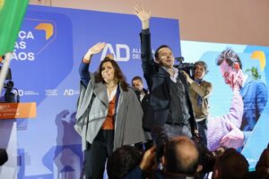 Assunção Cristas Instagram - Foi uma grande alegria participar na campanha da AD e sentir a força da mudança a crescer! Muita força Aliança Democrática! Portugal precisa de uma mudança segura! Portugal precisa da AD! 👍💙🧡

#MudançaSegura
#AcreditarNaMudança