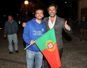 Assunção Cristas Instagram - 🚌OURÉM

💙 Contámos com a presença da nossa ex-presidente @assuncaocristas para dizermos aos oureenses que podem confiar numa #MudançaSegura no próximo 10 de março ! 

💪A onda vai crescendo, Portugal vai ganhar ! 

📸António Noronha 

#CDSPP #Direita #Portugal #Legislativas2024
