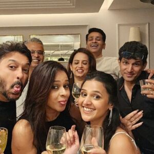 Astha Agarwal Instagram - This is how we do new year bringin !