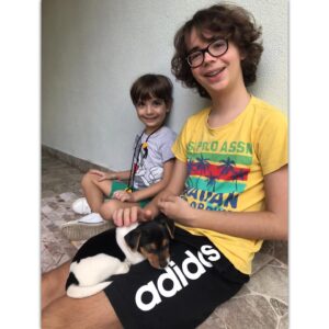Ata Berk Mutlu Instagram - Sahiplendiğimiz yeni arkadaşımız... 😇 #Coni #AilemizinYeniÜyesi 🐶❤️