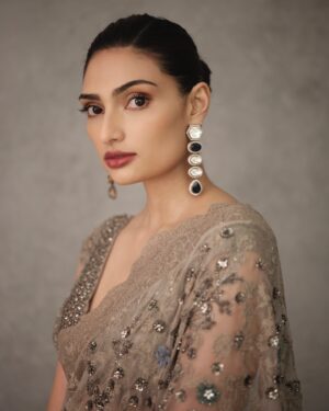 Athiya Shetty Instagram - 🩶