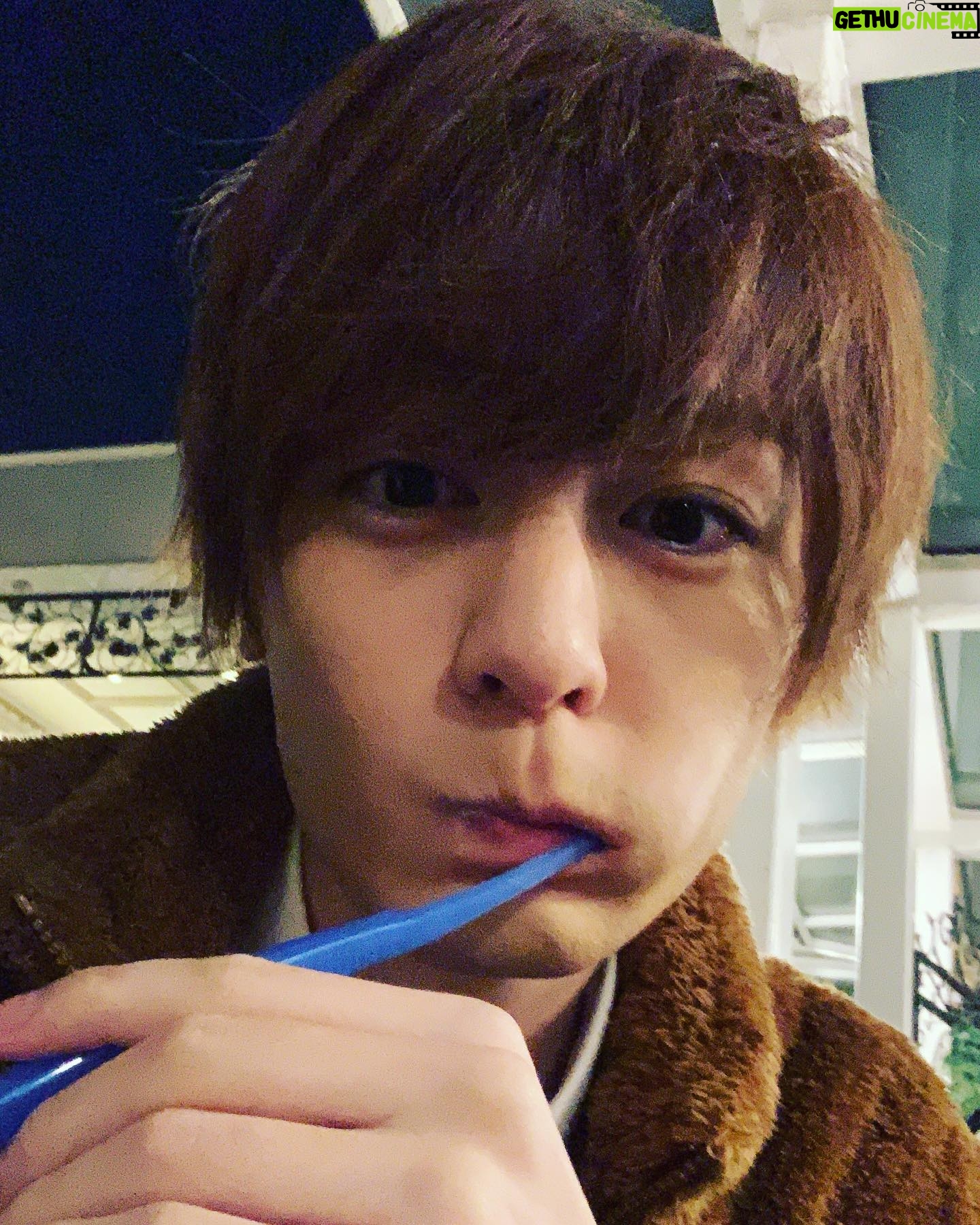 Atsuhiro Inukai - 28.9K Likes - ドラマ賭ケグルイ双
Amazonprimevideoで配信中です。
是非!
この写真は、歯を磨いているときのものです。
#賭ケグルイ#賭ケグルイ双#ツインズ#上下凪#アマプラ#イケメン役#茶髪#不良#茶羅茶羅