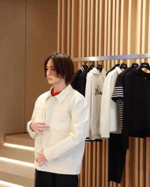 Atsuhiro Inukai Instagram - Loro Pianaにて。
沢山の洋服、カルチャーに触れられて幸せ
ストリートテイスト。
@loropianaofficial 
#fujiwaraxloropiana#loropiana#inupiana#銀座#銀座ってだけで#緊張する#アイムフロム#徳島