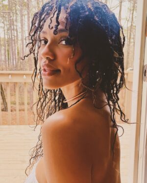 Aubin Wise Instagram - My 5 year old took this ✨🥹