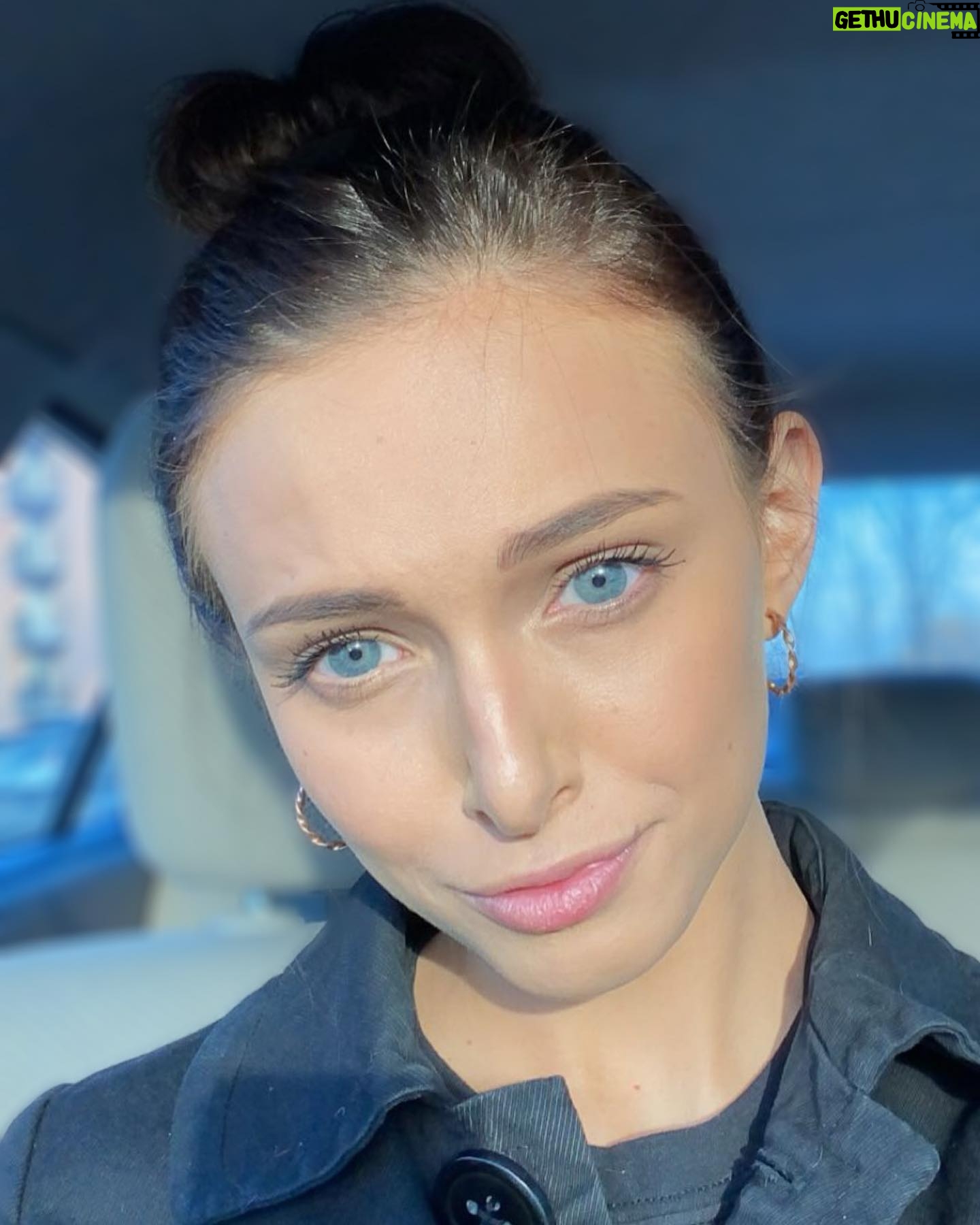 Audrey Blanchet - 446 Likes - 🦋