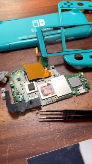 Austin Evans Instagram - What could possibly go wrong repairing this Switch? 😅