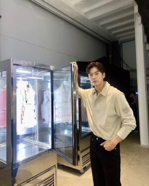 Austin Kang Instagram - #광고 @stoneisland_official 스톤 아일랜드 아카이브 전시회-Selected Works.
The Stone Island Archive Seoul , South Korea

• 9월 5일(화)~9월 9일(토)
• 성수 레이어 41 스튜디오

#스톤아일랜드 #stoneisland #stoneislandselectedworks
