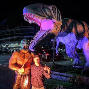 Austin Matelson Instagram - What a fun and educational day with @realmarkostunt at the family reunion 🦖 😊#jurrasicworldalive