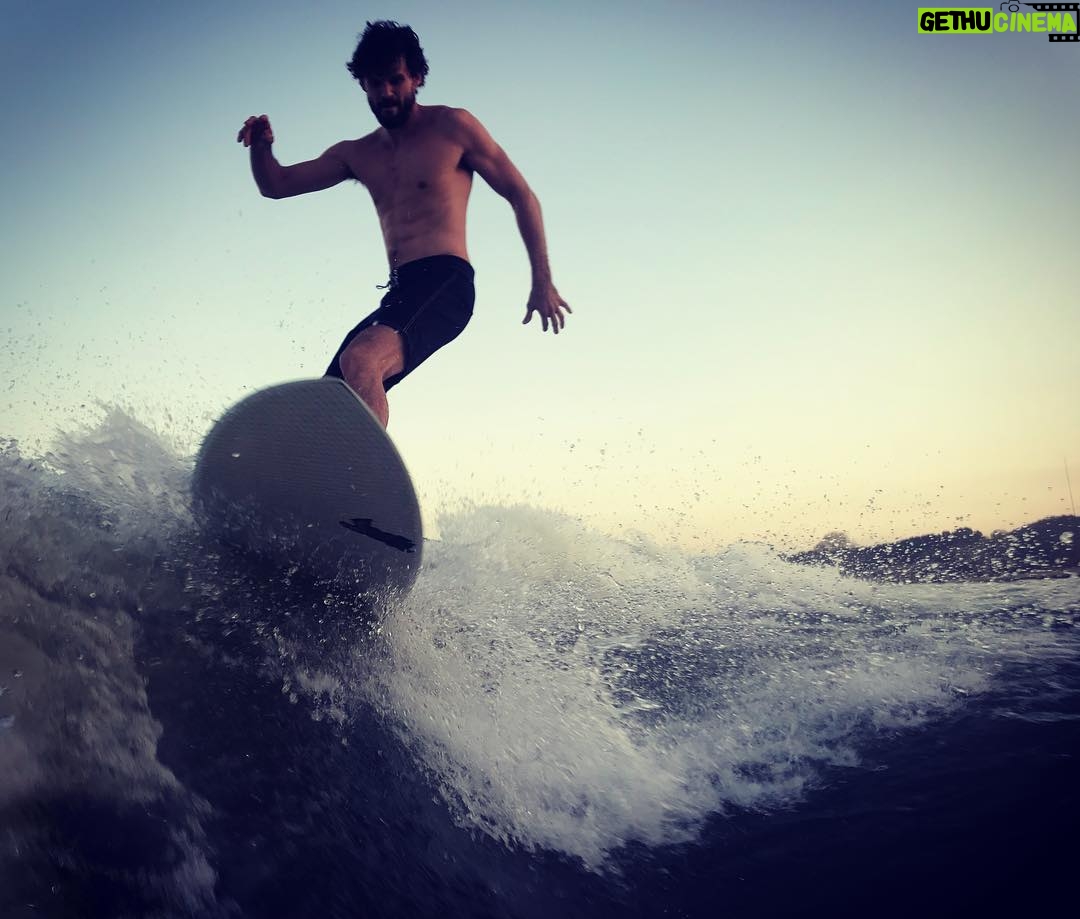 Austin Nichols - 8.7K Likes - Winter sunset session in ATX. ❄️❄️❄️❄️