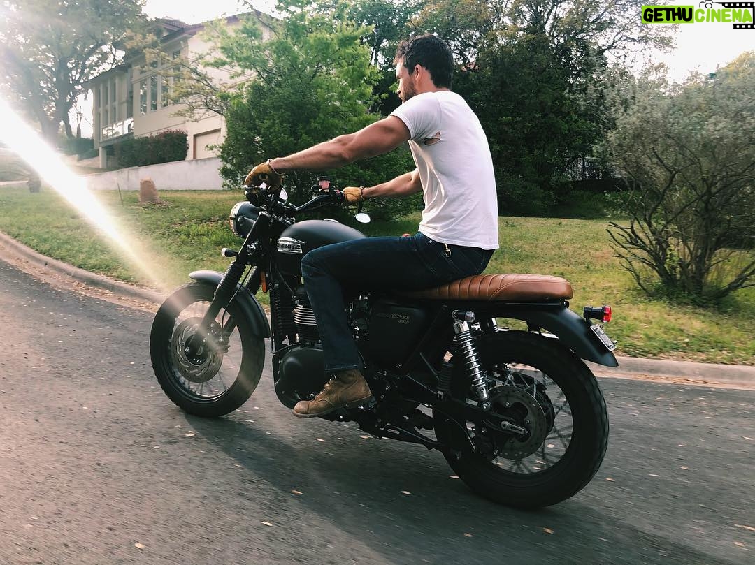 Austin Nichols - 8.4K Likes - 🏍