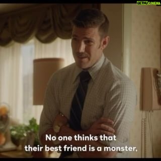 Austin Stowell