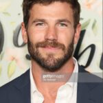Austin Stowell