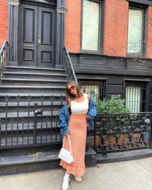 Autumn Rose Gruber Instagram - spring fling