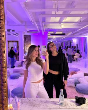 Autumn Rose Gruber Instagram - girls night @florencebymillsfashion @milliebobbybrown