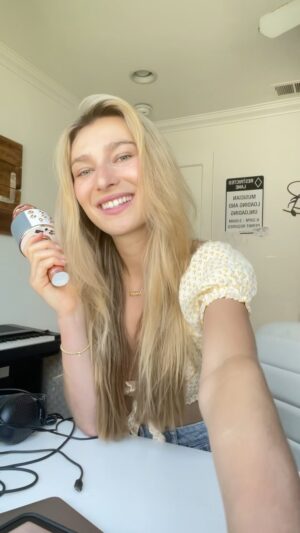 Ava August Instagram - 4 MORE DAYS till GOODBYE is out everywhere!! Who’s ready?! 

#singing #goodbye #newmusic #singersongwriter