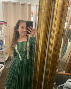 Ava Grace Cooper Instagram - A peek of a fit for WCTH season 11!!🥳🥳 and the cutest little pup all grown up🤭💕
#wcth #season11 #hearties 
#winston #dog #sneakpeak 
@hallmarkchannel @wcth_tv @winston_the_aussiedog