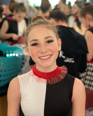 Ava Grace Cooper Instagram - Had so much fun at @dancepowercompetition with all of my friends from @rnbdance 💕Everyone did amazing!!! Thanks for making it such a fun experience💕