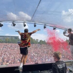 Average Rob Instagram - merci @tomorrowland for being chaud boulette wtf 🥵♥️ @omdathetkan 
merci @lostfrequencies for the opportunity
pics by @rafaeldeprost