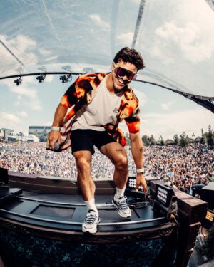 Average Rob Instagram - merci @tomorrowland for being chaud boulette wtf 🥵♥️ @omdathetkan 
merci @lostfrequencies for the opportunity
pics by @rafaeldeprost