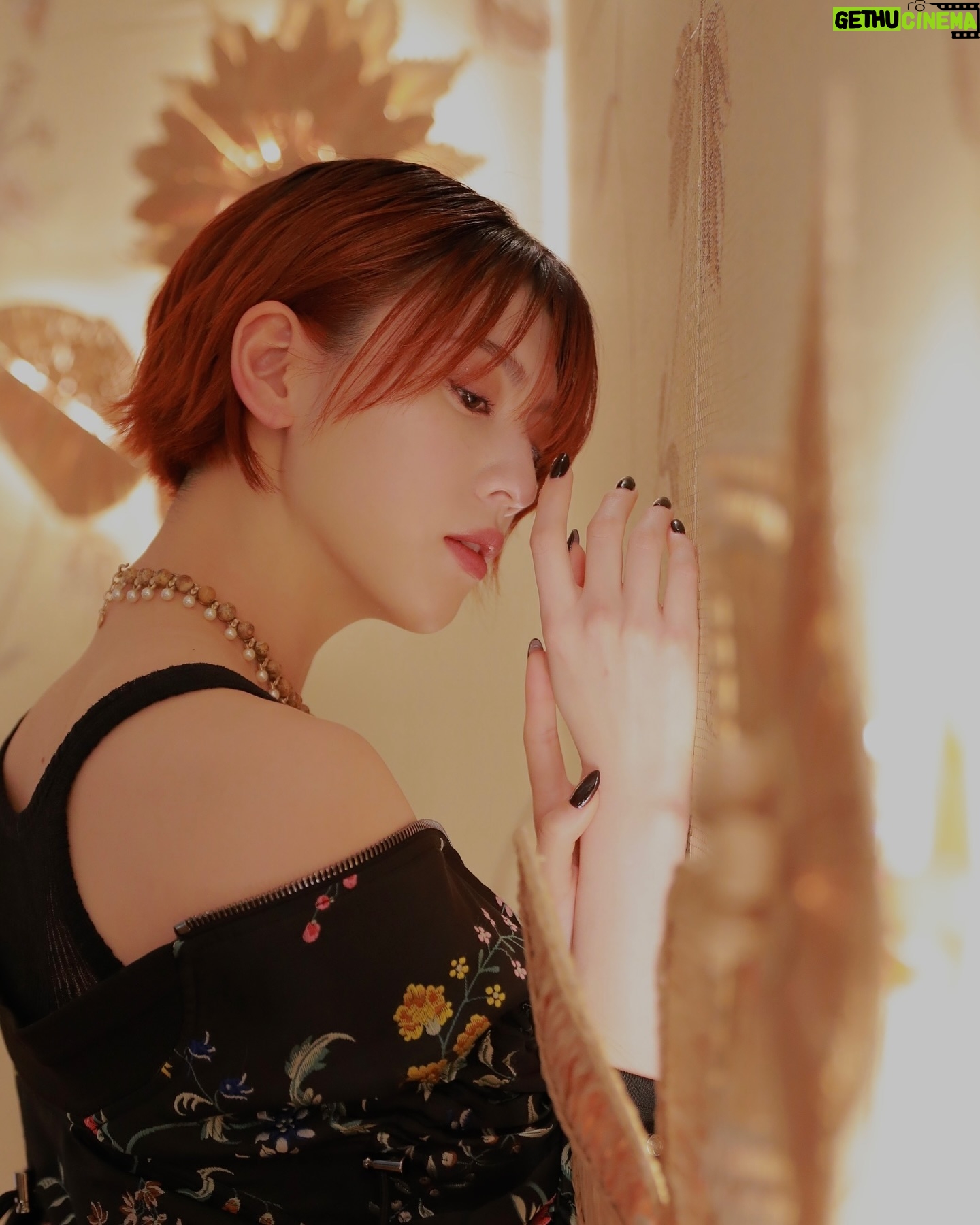 Ayaka Miyoshi - 125.1K Likes - 💙🧡🖤❤️💛💚🩷🤎🩵
Which hair color do you like?