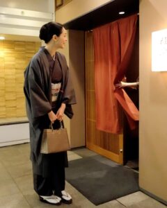 Actress Ayako Kawahara HD Instagram Photos and Wallpapers April 2024