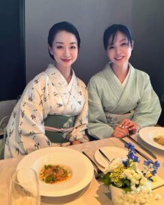 Ayako Kawahara Most Liked Photos and Posts