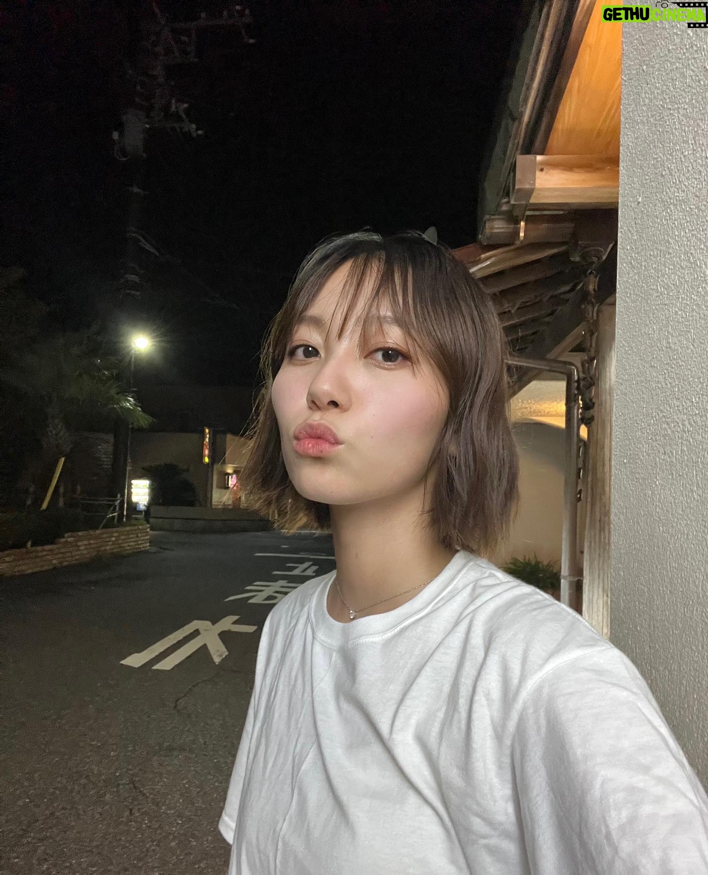 Ayano Kudo - 1.3K Likes - 夏だ夏だあああ!!
久しぶりにお仕事だけど海沿いに行ってパワーもらったよ。海が好きだ〜
いい夢見てねおやすみ🌙