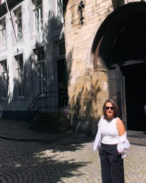 Ayça Bingöl Instagram - One fine day in #maastricht 🤍