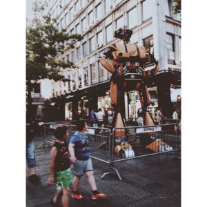 Ayça Eren Instagram - LAN! #ankara #melihgokcek #belgrade #kitsch