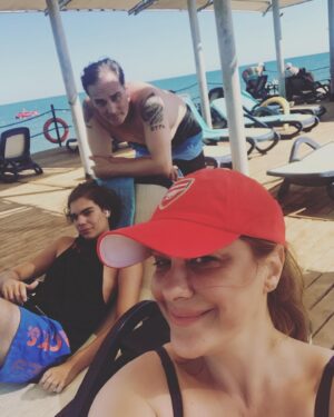Ayça Mutlugil Instagram - Sezon öncesi doping 🥳