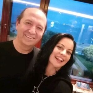 Ayçin Tuyun Instagram - Zorlu kanser sürecimde hep yanımda olduğun için teşekkür ederim canım amcam@yususkose.ben çok şanslıyim senin gibi bilge ve adam gibi adam bı amcam olduğu için🙏🥰🌞💫🧡

#bilgeadam #canımamcam #kanserlemücadele #kansereinatgülümse 
#yasamakguzelsey @yusuf.kose2017 beklentizce yapılan herşey bi gün büyük bı ödüle dönüşür. #adamgibiadam