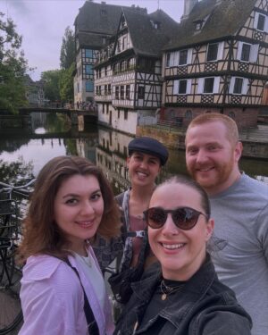 Aydan Koptur Instagram - Böyle bitiremezsin yalnız Aydicim. Çok fotoğraf var… 🙇‍♀️💖🐆 
•
•
#strasbourg #france #love #fairytail #diaries
