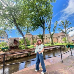 Aydan Koptur Instagram - Masal şehir Colmar 💚🍄 #nofilterneeded #memories #tb #colmar #diary #hello #france