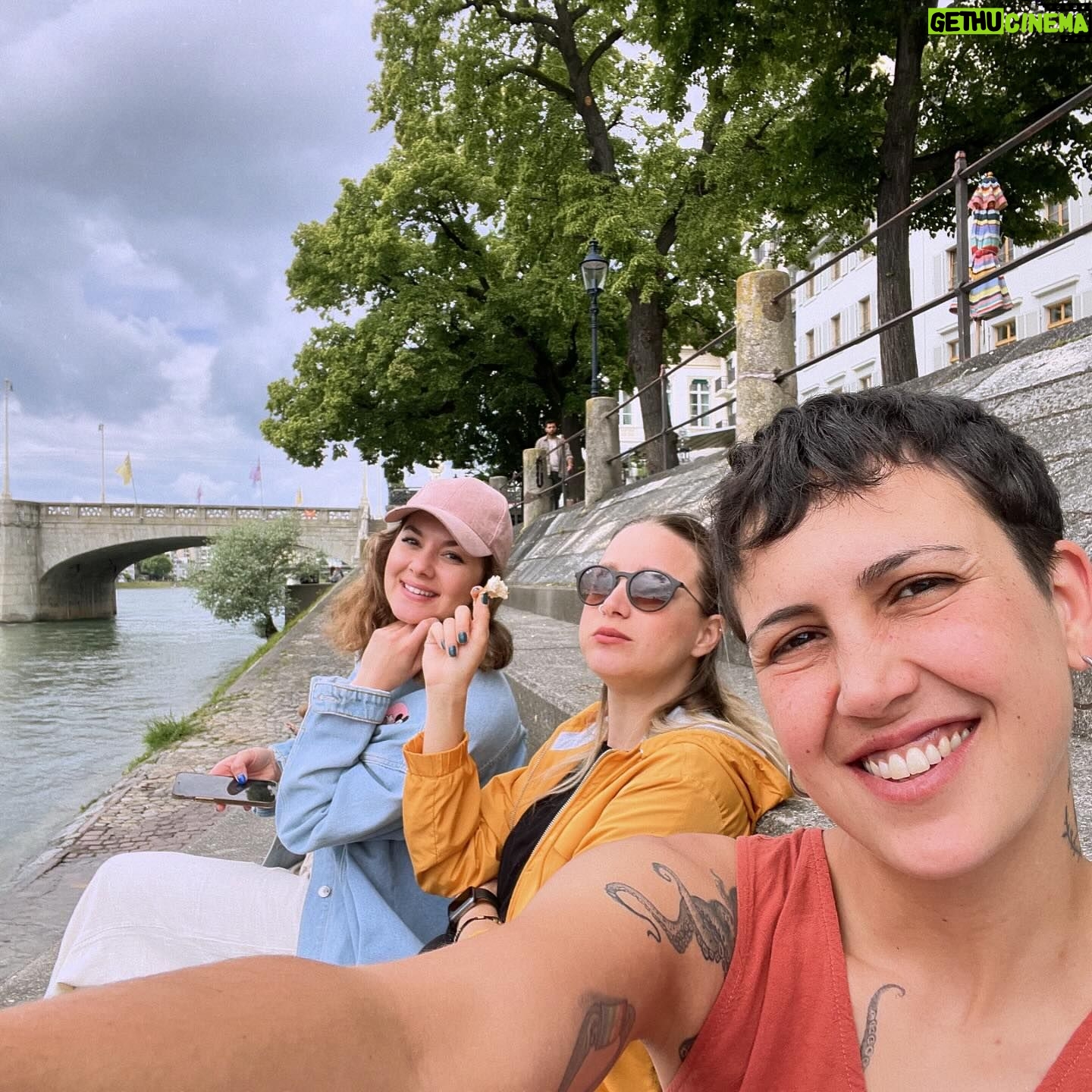 Aydan Koptur - 3 Likes - Baaaaazzzıııı-llll 🥰🐦⬛🙌
•
•
•
#basel #memories #friends #vacation