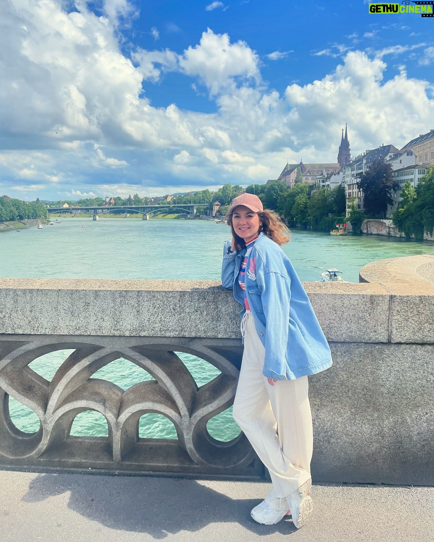 Aydan Koptur - 3 Likes - Bu serideki videoları es geçmeyiniz… 🙈😂🤫🥰 #dumplings #baselswitzerland #memory #tbt #rubyrose #evlimutluçocuklu