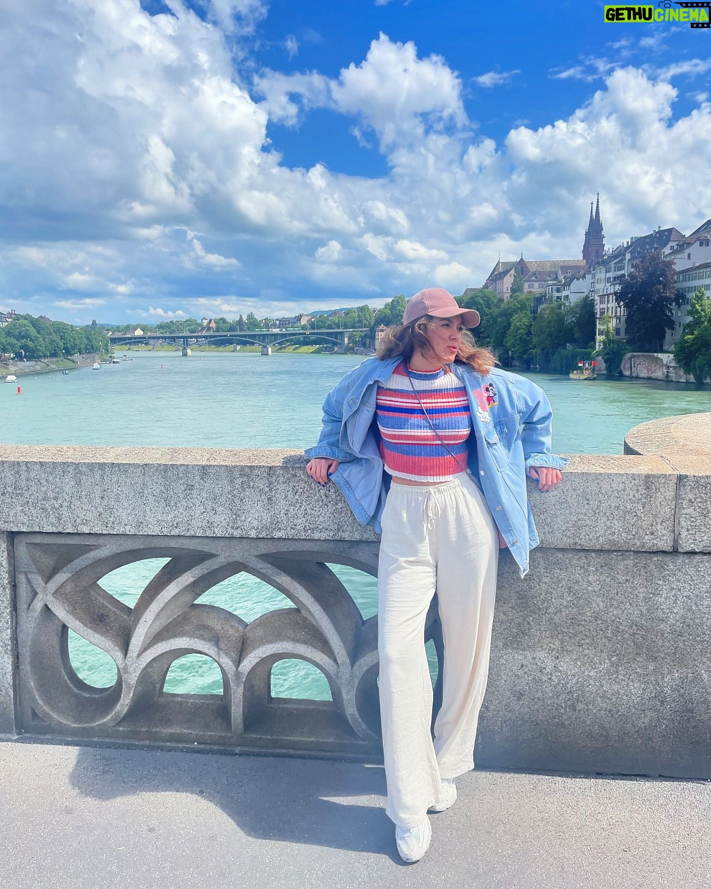 Aydan Koptur - 3 Likes - Bu serideki videoları es geçmeyiniz… 🙈😂🤫🥰 #dumplings #baselswitzerland #memory #tbt #rubyrose #evlimutluçocuklu