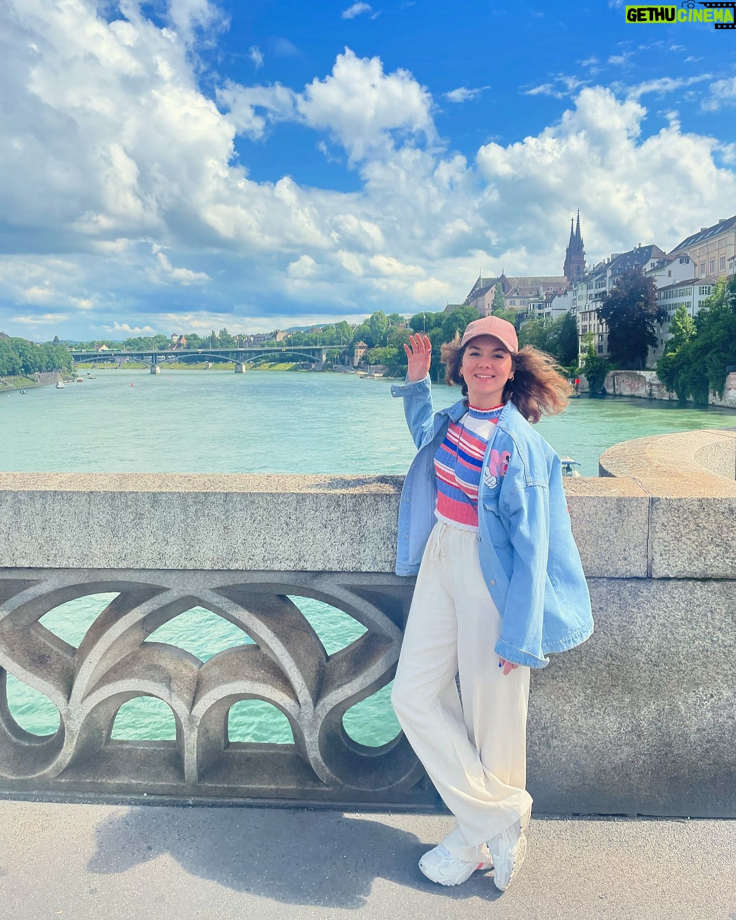 Aydan Koptur - 3 Likes - Bu serideki videoları es geçmeyiniz… 🙈😂🤫🥰 #dumplings #baselswitzerland #memory #tbt #rubyrose #evlimutluçocuklu