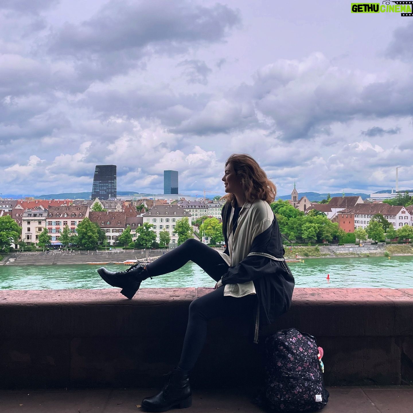 Aydan Koptur - 3 Likes - #dumplar başlasın 🎒🐦⬛ #throwback #wednesday #tb #basel #travel #memories
