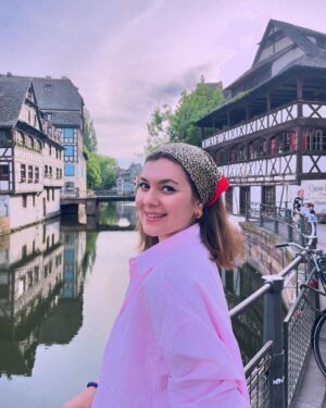 Aydan Koptur Instagram - Böyle bitiremezsin yalnız Aydicim. Çok fotoğraf var… 🙇‍♀️💖🐆 
•
•
#strasbourg #france #love #fairytail #diaries