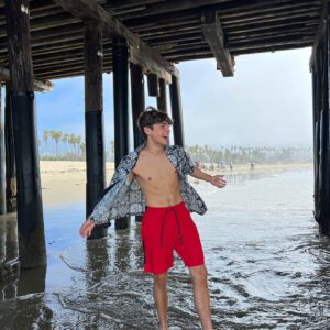 Ayden Mekus Instagram - Guess who’s 17 🥳🎉
•
Love you all ❤️