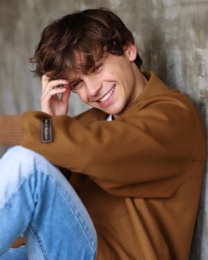 Ayden Mekus Instagram - Happiness over everything ❤️
•
•
Thank you for such an amazing photoshoot
📸 @sheaannephotos