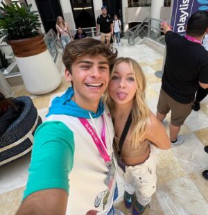 Ayden Mekus Instagram - September dump 💕🫶
 (swipe to see the GRAND FINALE 😂)