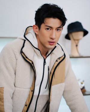 Ayden Sng Instagram - Exactly what I’m in the mood for now 🥾🌲🏔️ ⁣⁣⁣
⁣⁣⁣
Can’t wait to go #IntoTheWild with @LoroPiana ⁣⁣⁣
⁣⁣
Pop-up available at ION Atrium from now till 30th June. ⁣⁣
⁣⁣⁣
#LoroPiana