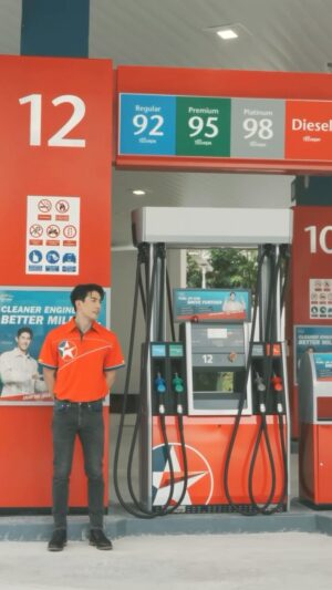 Ayden Sng Instagram - What if he was your pump attendant? ⛽️❤️⁣
⁣
Meet Calvin - protagonist to a good old-fashioned petrol station love story. ⁣
⁣
Now sourcing for a female lead 😚 wishlist in the comments please ~ ⁣
⁣